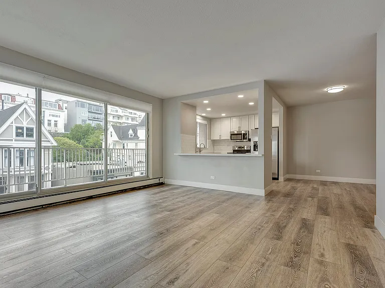 Vallejo Street Apartments