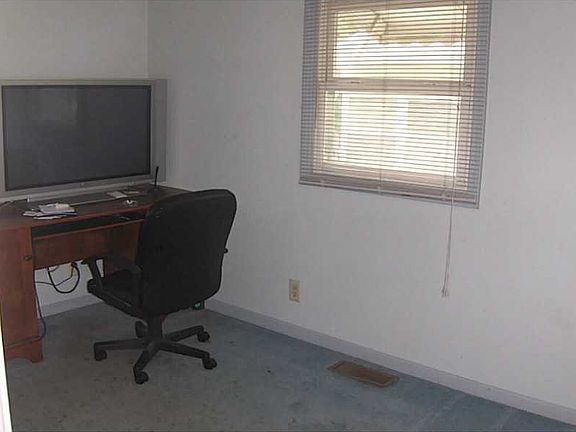 5th image of 435 N Enderly Ave