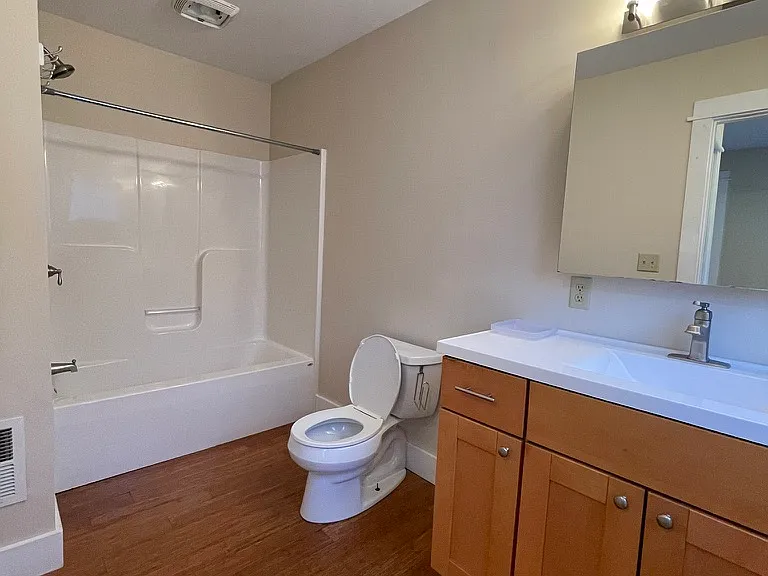 Full Bath 1st Floor