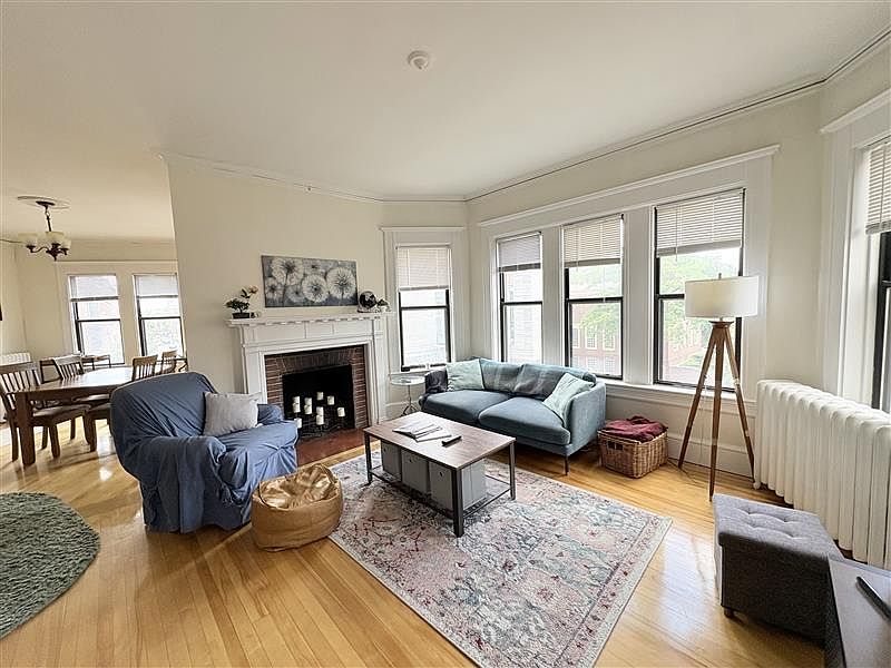 1st image of 84 Prescott St APT 25