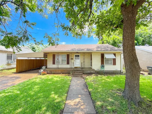 3136 McKenzie Ave, Waco, TX 76708