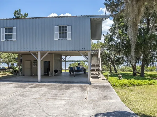 21 N Spangler Loop, Crystal River, FL 34429