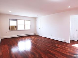 2411 5th St FLOOR 1, Fort Lee, NJ 07024