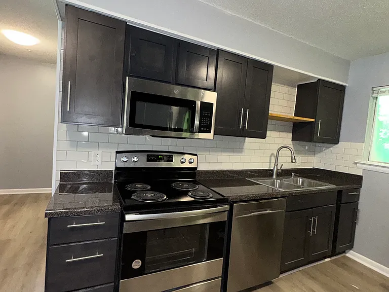 7757 Nautical Way #B — Photo 5