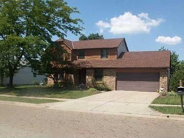 1st image of 490 Beaverbrook Dr