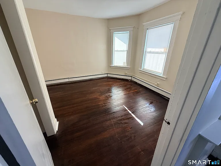 15-17 Beacon St #1 — Photo 7