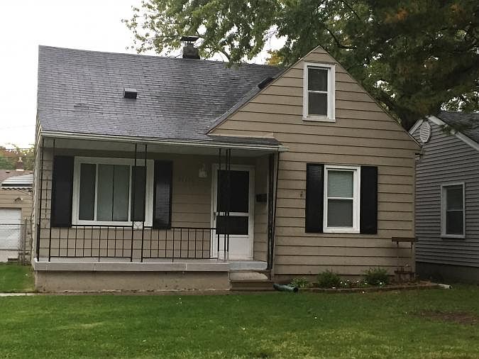 1st image of 21720 Lange St