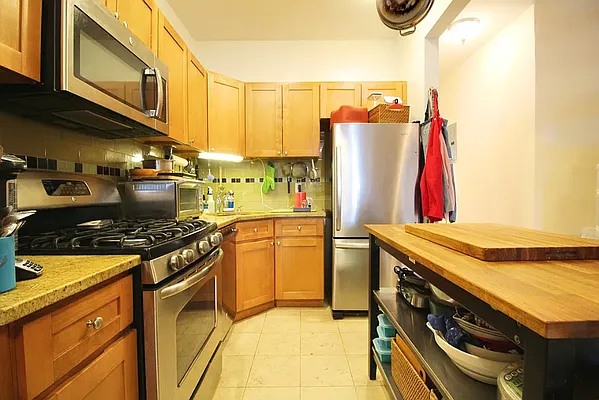 Rented by Five Town Global Realty | media 1