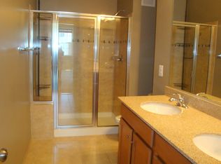 19448 Promenade Dr, Leesburg, VA