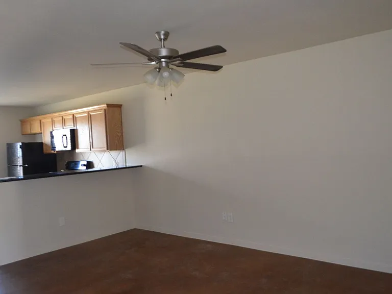 806 N 3rd St — Photo 3