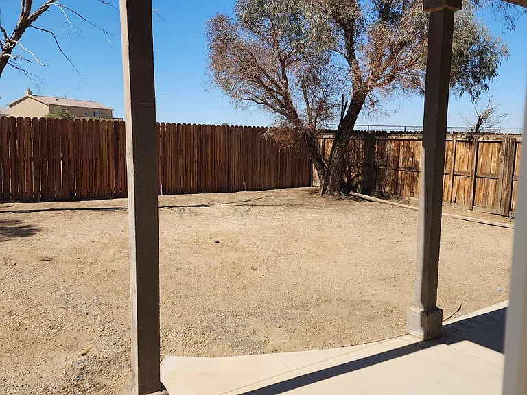 15280 Alexandria St — Photo 19