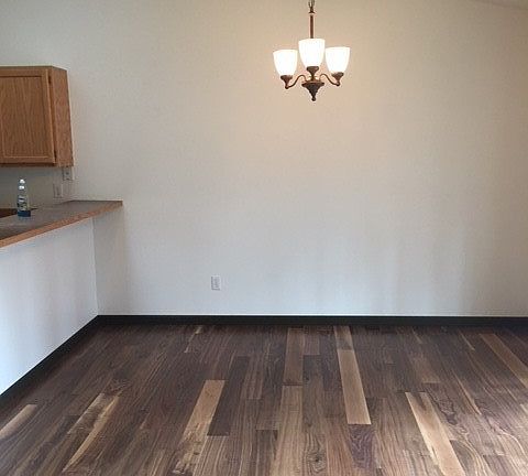 5th image of 18003 Mossywood Ct SE