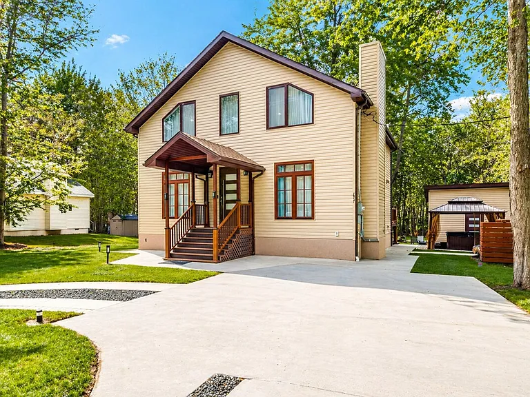 2135 Rosemont Dr #ID1507231P — Photo 31