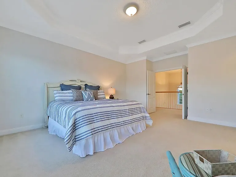 10036 Watermark Ln — Photo 7