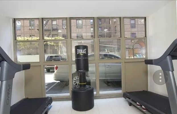 Rented by Metro Garden Realty NYC | media 4