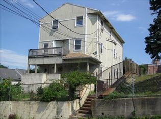 132-136 Sanford Ave, Bridgeport, CT 06604