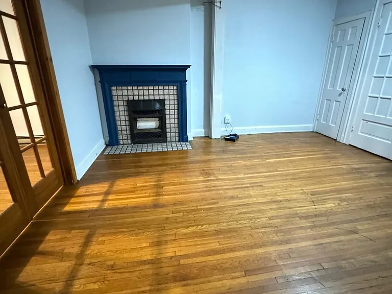 2551 Indianola Ave #1 — Photo 25