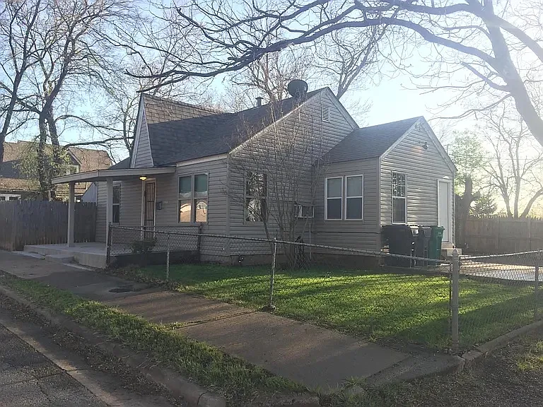 3911 N Kentucky Ave — Photo 1