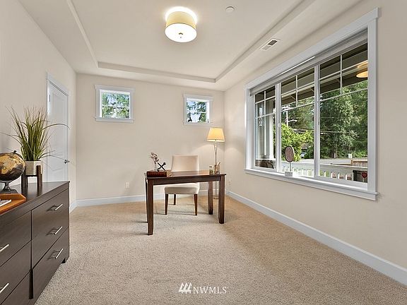 Office/Bedroom Flex space