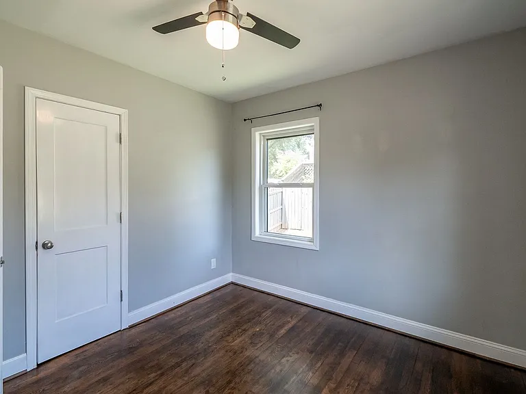 2520 Brentwood Pl — Photo 24