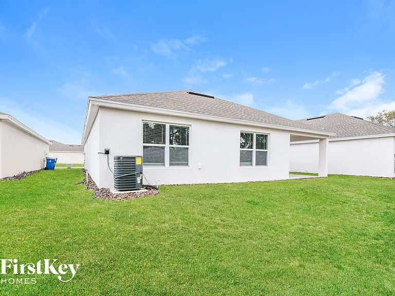 449 Earhart Dr — Photo 15