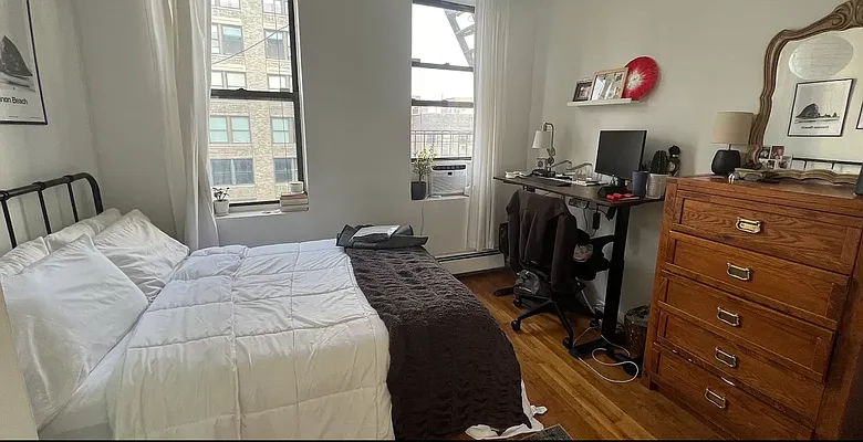 Rented by Jonis Realty | media 4