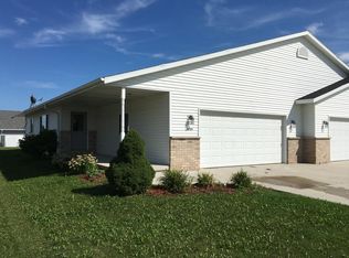 2105 S 21st St, Manitowoc, WI 54220