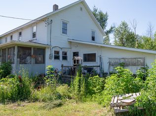8458 Lewis Point Rd, Canastota, NY 13032