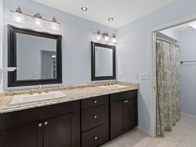 485 Westlake Blvd #70 — Photo 24