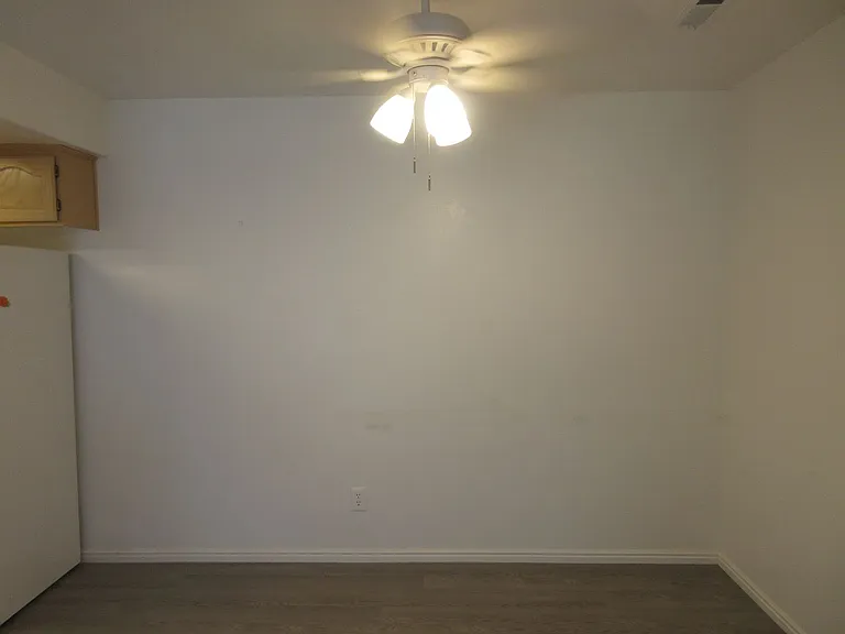 527 E 2015 N — Photo 6