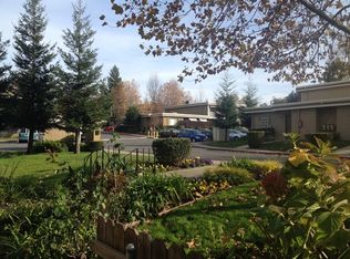 4948 Stamas Ln APT 3, Fair Oaks, CA 95628