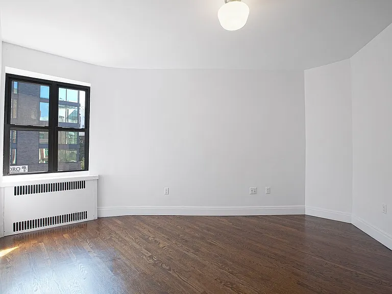 62 Leroy St #2BC — Photo 6