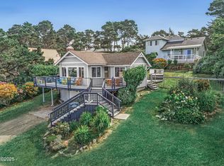 5353 SW Neal Ave, Waldport, OR 97394