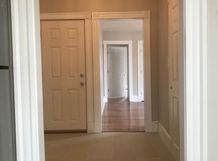 157 Holten St APT 3, Danvers, MA 01923