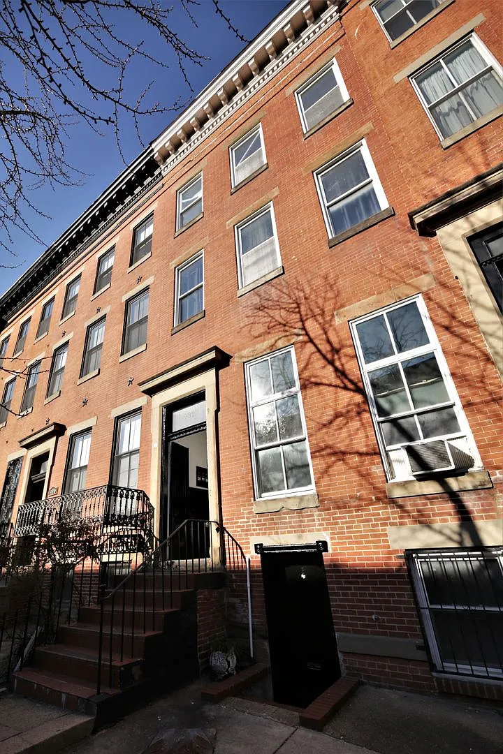 932 N. Calvert St — Photo 1