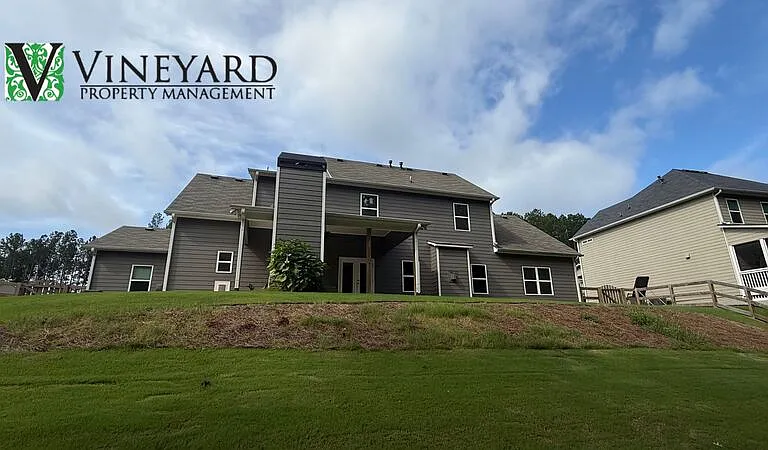 44 Sparkleberry Ln W — Photo 55