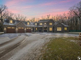 10179 Telegraph Rd, Erie, MI 48133