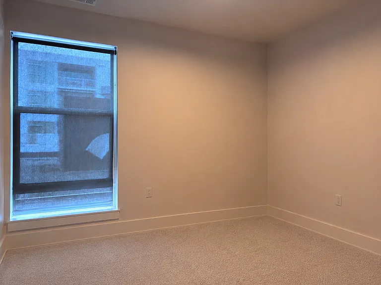 323 Demers Ave — Photo 12