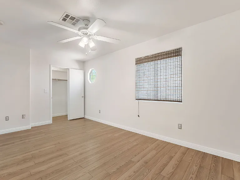 5267 Westwind Rd — Photo 34
