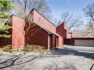 3180 Thornapple River Dr SE, Grand Rapids, MI 49546