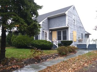12 Barnes Dr, Brick, NJ 08723