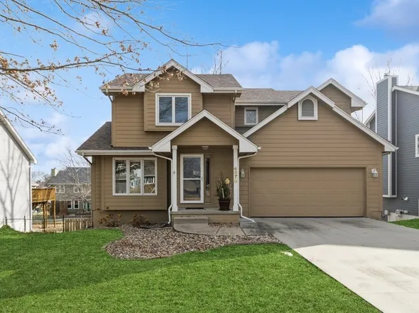 4870 Ashley Park Dr, West Des Moines, IA 50265