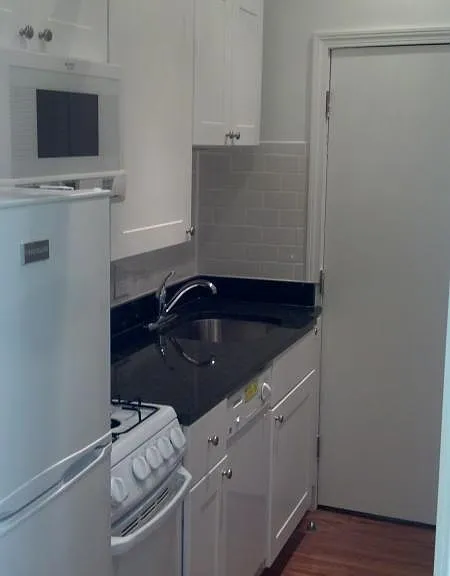 121 Park Dr #B3 — Photo 2