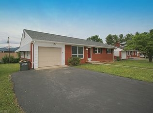 1526 Longview Ave, Salem, VA 24153
