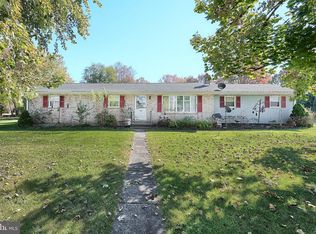 140 Artillery Dr, Gettysburg, PA 17325