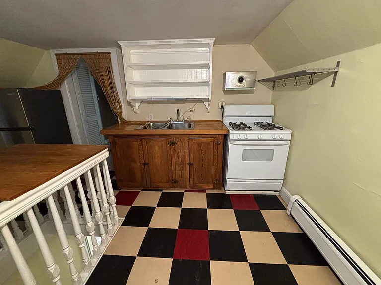 296 Elm St #3 — Photo 3