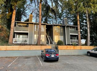 16522 NE 85th St, Redmond, WA 98052