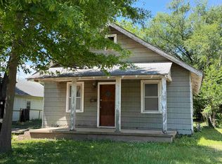 627 N Summit St, El Dorado, KS 67042