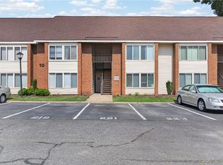 223 Pacific Dr, Hampton, VA 23666