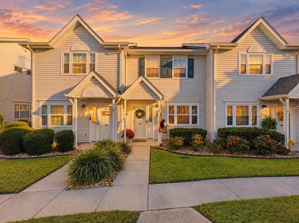 615 2nd Ave. S #25B, North Myrtle Beach, SC 29582